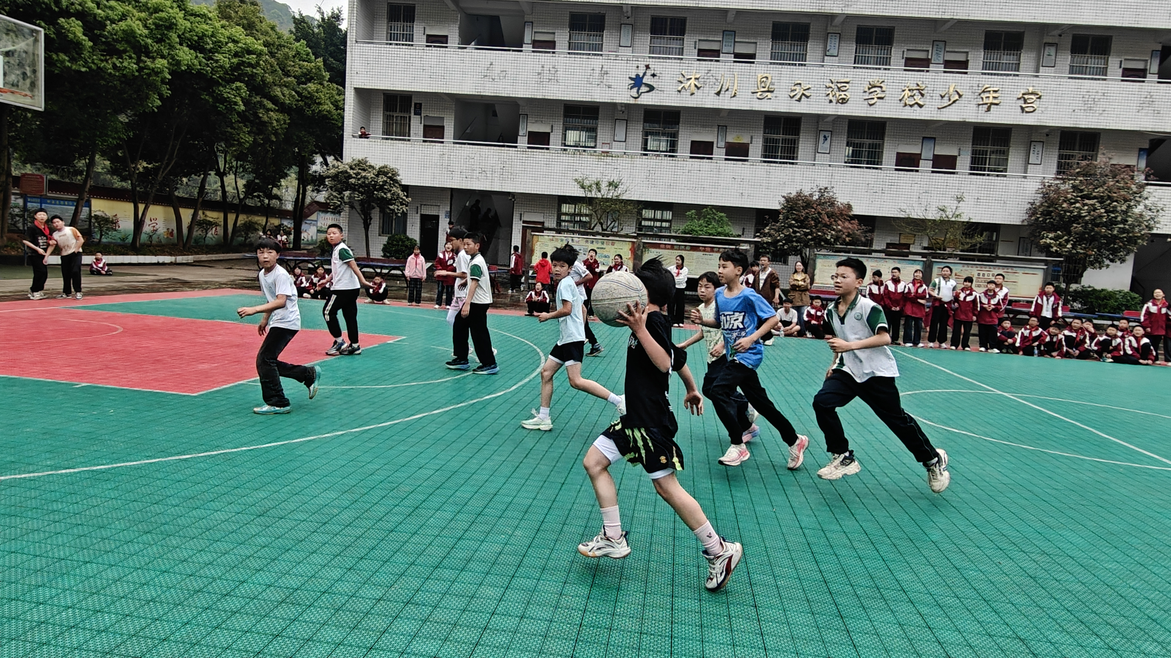 小学篮球比赛