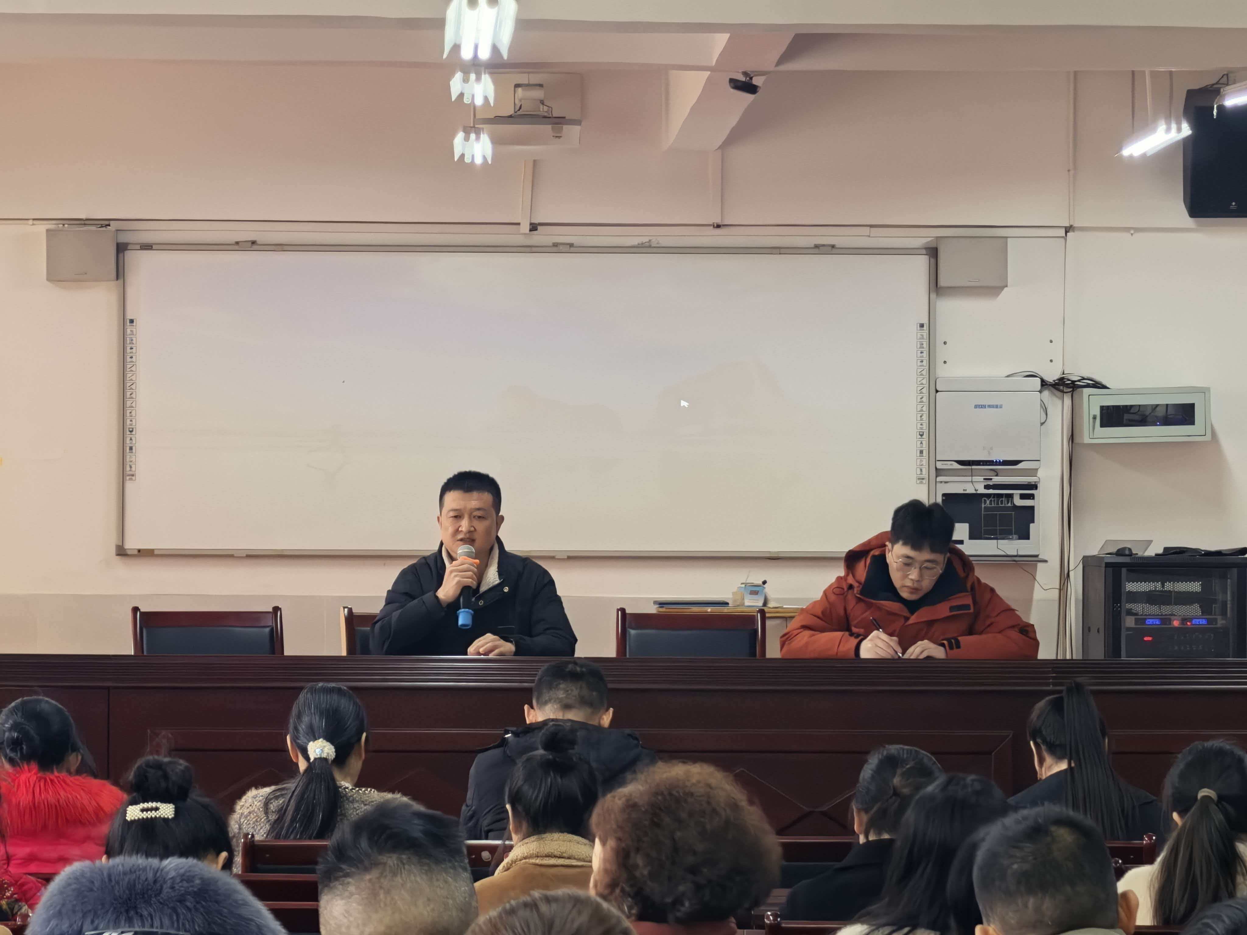 校长曹敏致辞
