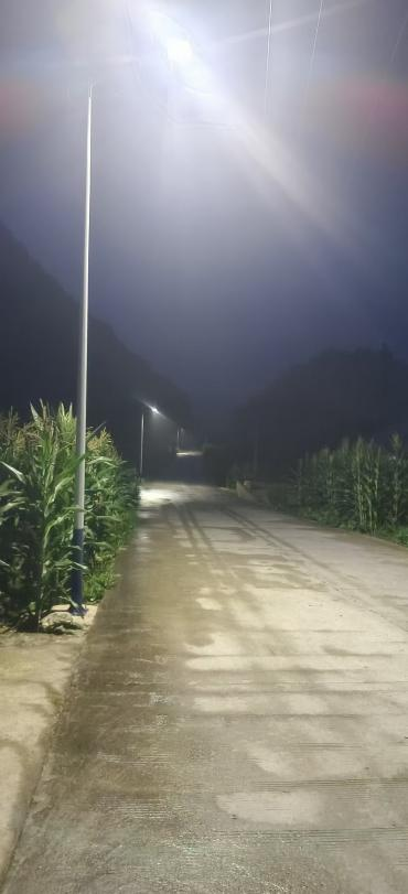 黄丹镇里坪村亮化效果